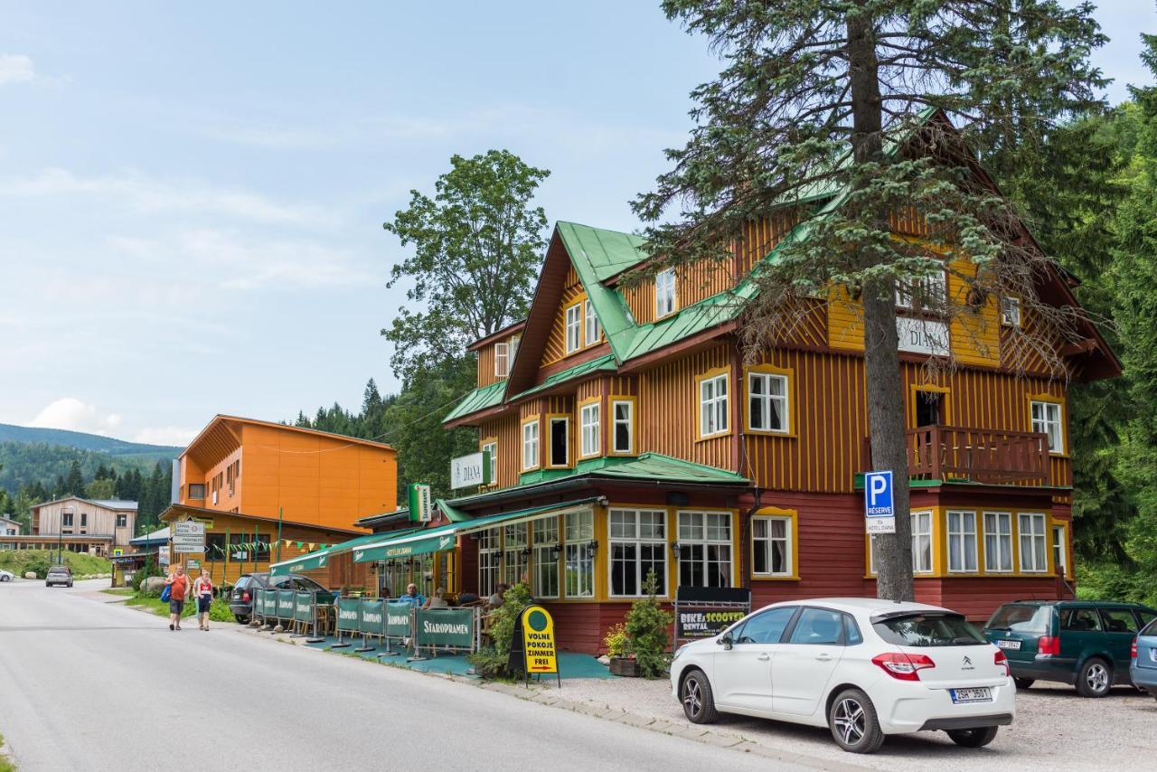 Hotel Diana Spindleruv Mlyn Bagian luar foto