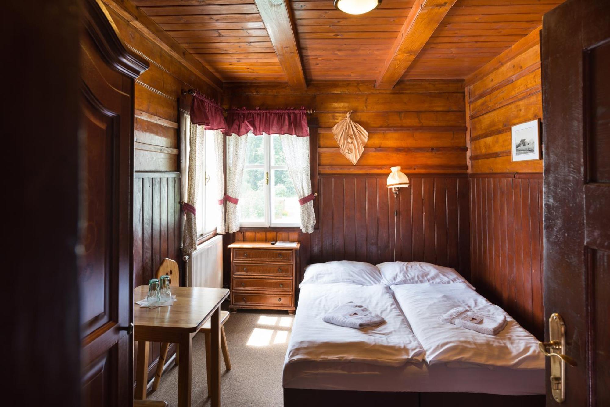 Hotel Diana Spindleruv Mlyn Bagian luar foto