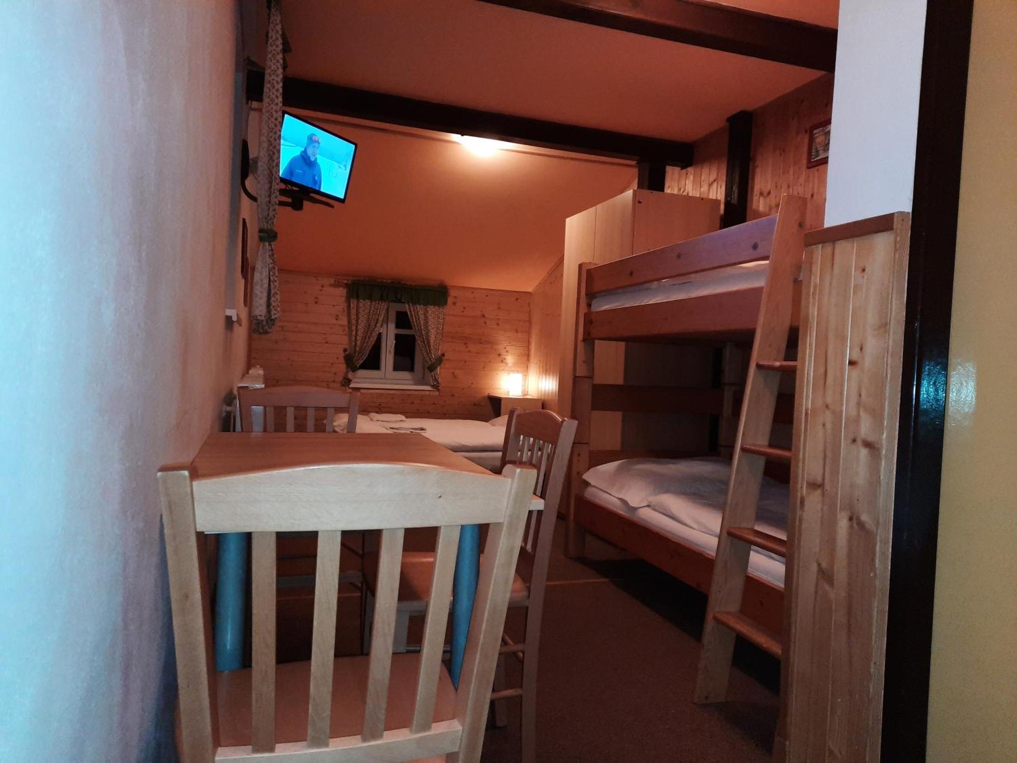 Hotel Diana Spindleruv Mlyn Bagian luar foto