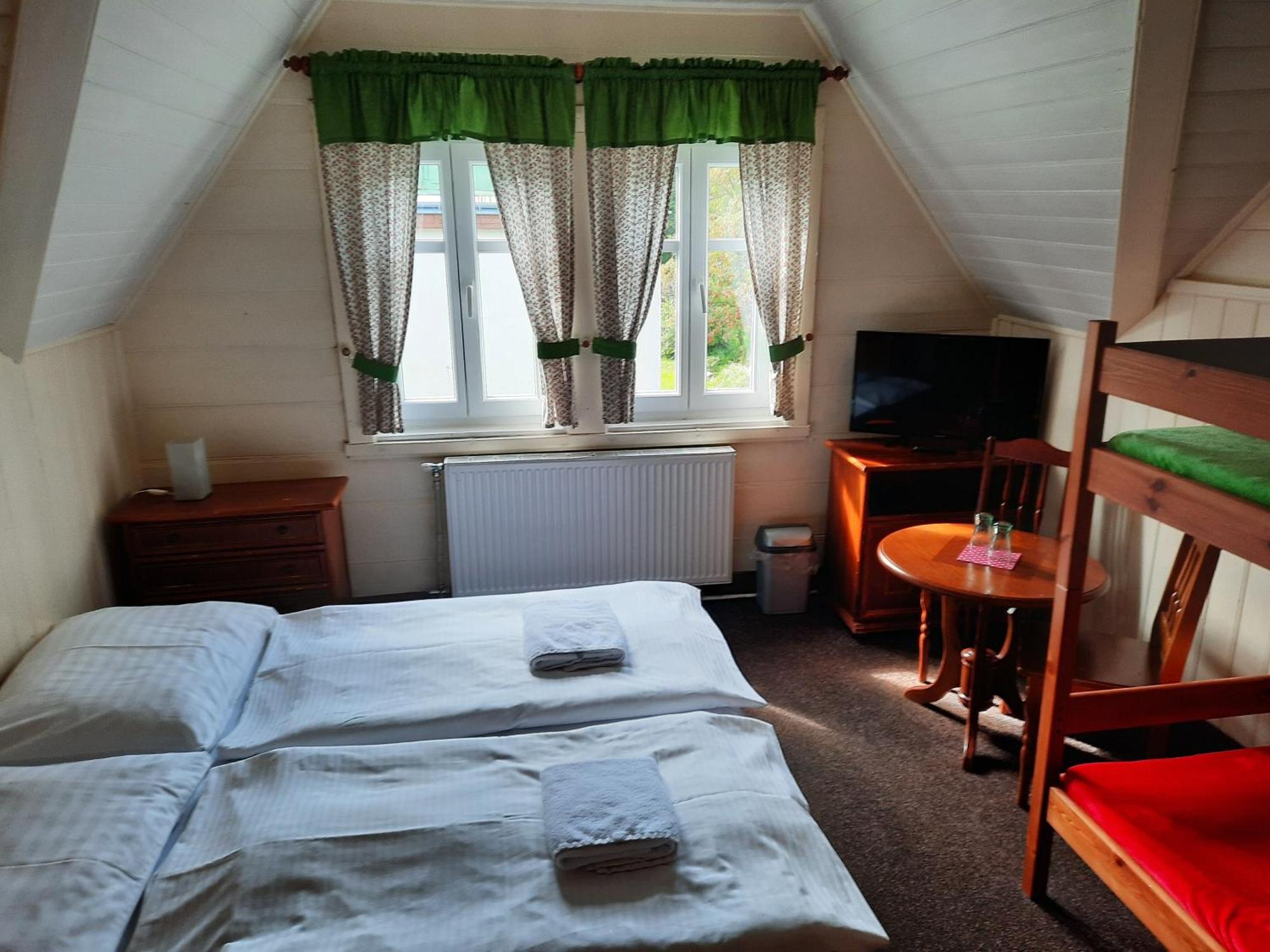 Hotel Diana Spindleruv Mlyn Bagian luar foto
